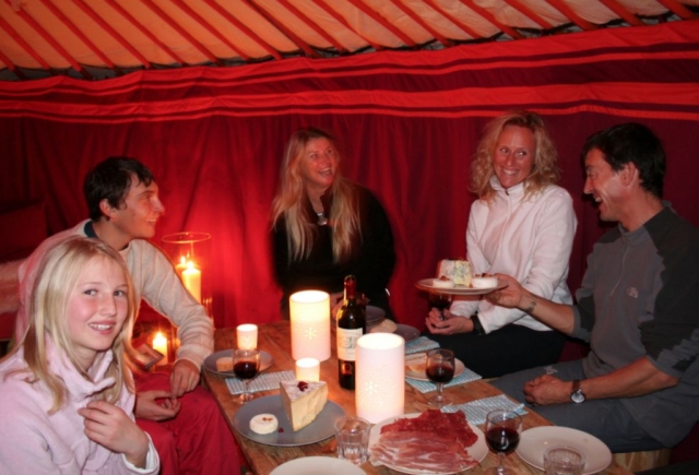  Refeição em uma Yurt 